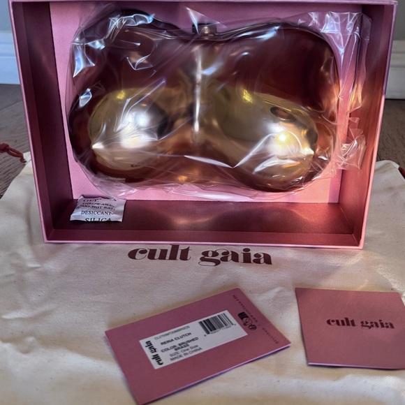 NEW CULT GAIA  REINA CLUTCH $898 BRUSHED BRASS BUST - Picture 2 of 9
